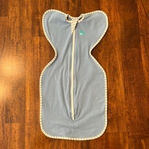 NWOT Love to Dream swaddle in blue, newborn size